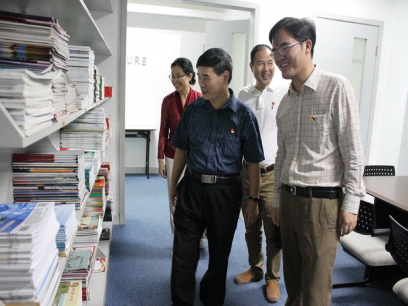 市兩新工委調研集團黨建工作